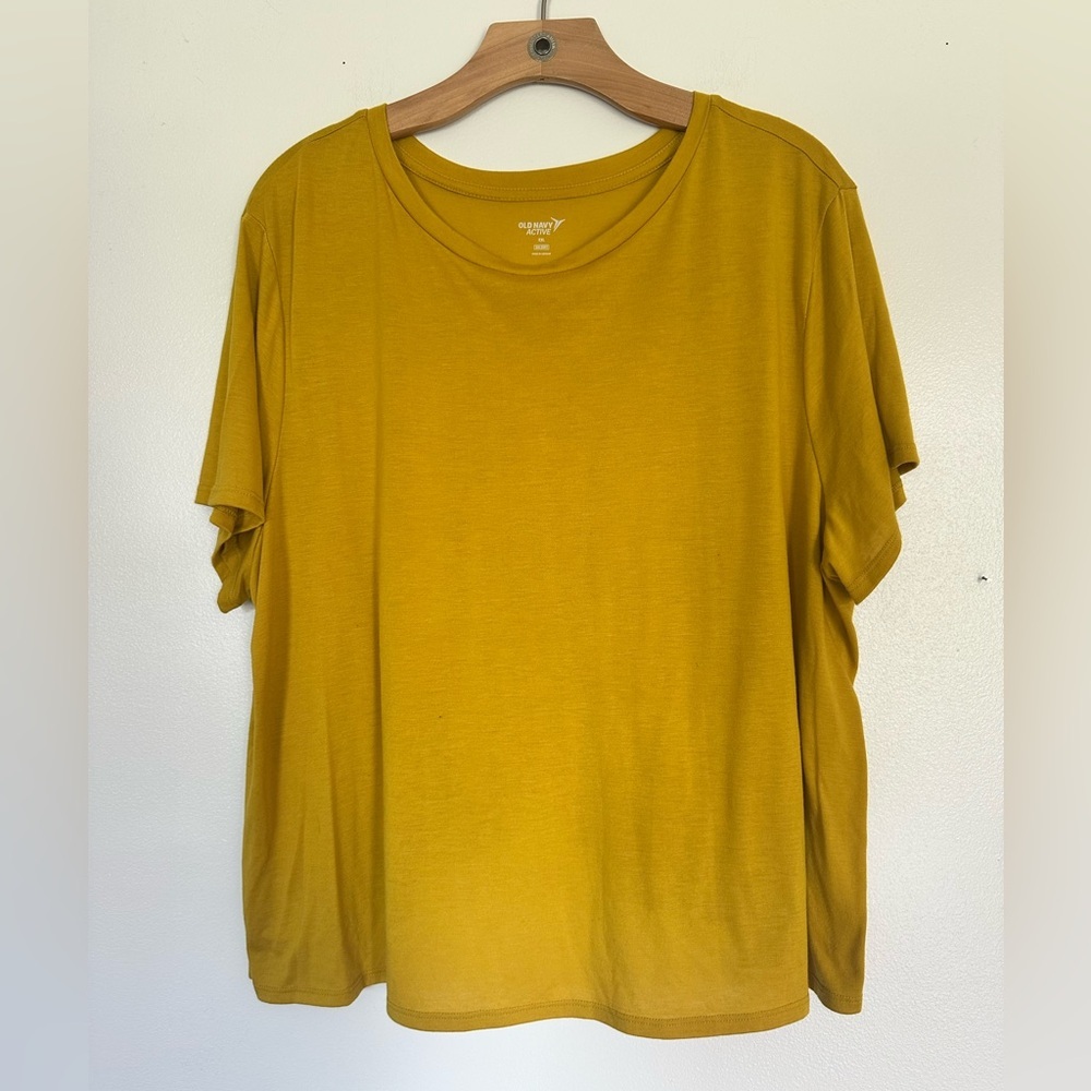 Old Navy Active Top